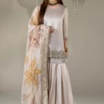 Luxury Formals Pakistani Dresses