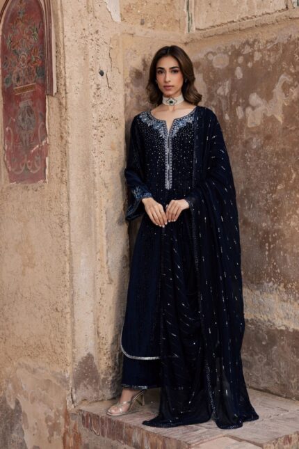 Luxury Formals Pakistani Dresses