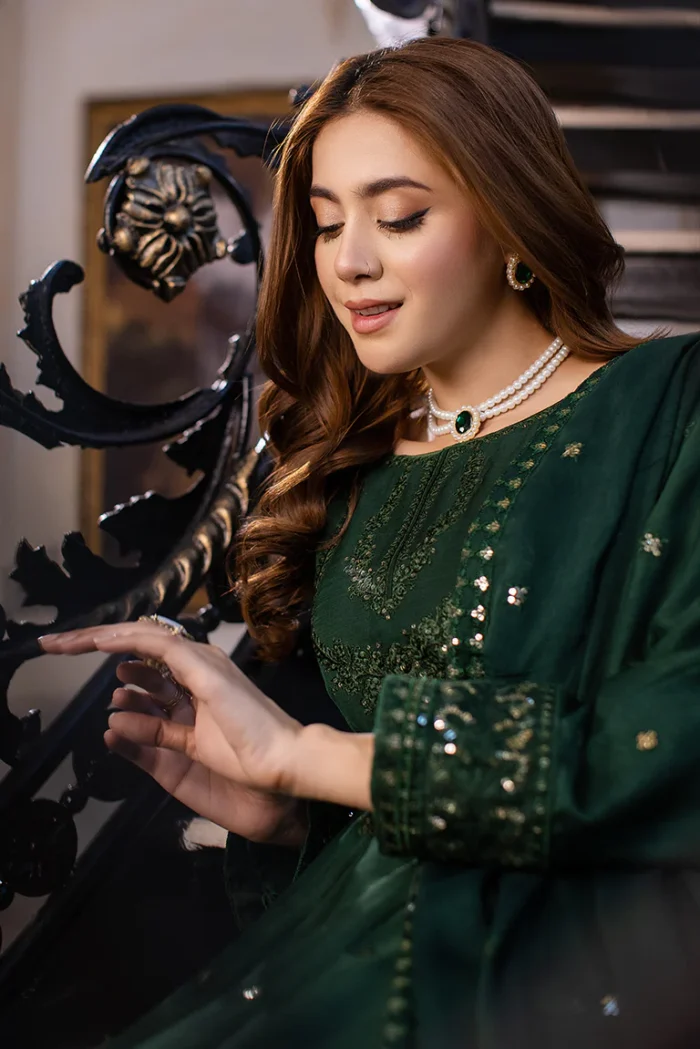 HOZ | Green Embroidered Chiffon Maxi Dress – Luxury Formal Pret - UNSHA - GU220 | Ready To Wear - Image 4