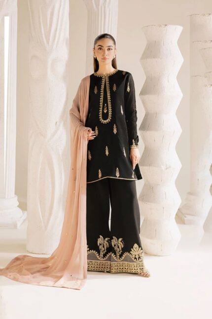 Pakistani Luxury dresses Festive collection in UK online