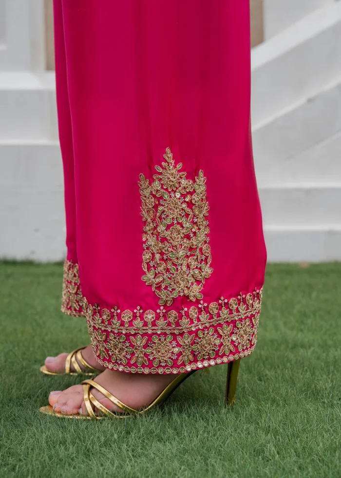 Haseens Official | 3 Piece Embroidered Straight cut kurta- Dilafroz | Ready To Wear - Image 4