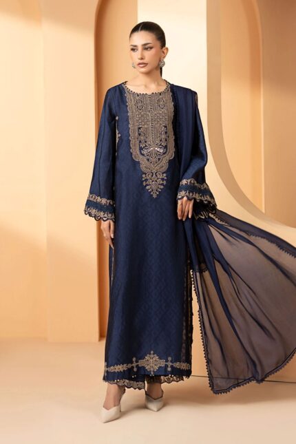 Pakistani Luxury dresses Festive collection in UK online