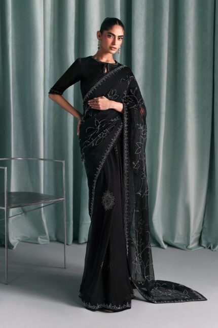 Pakistani Luxury dresses Festive collection in UK online