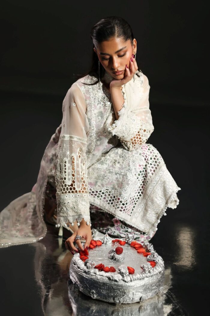 MARIA.B | 3 Piece Embroidered  Organza Suit -SF-EA26-11-Off White | Ready To Wear - Image 4