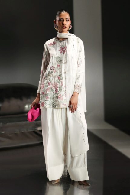 Pakistani Luxury dresses collection by House of Zayra in UK online