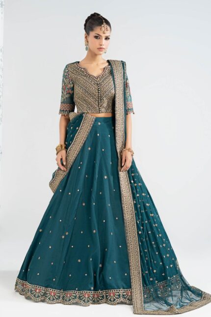Pakistani Luxury dresses Festive collection in UK online