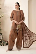 Pakistani Luxury dresses Festive collection in UK online