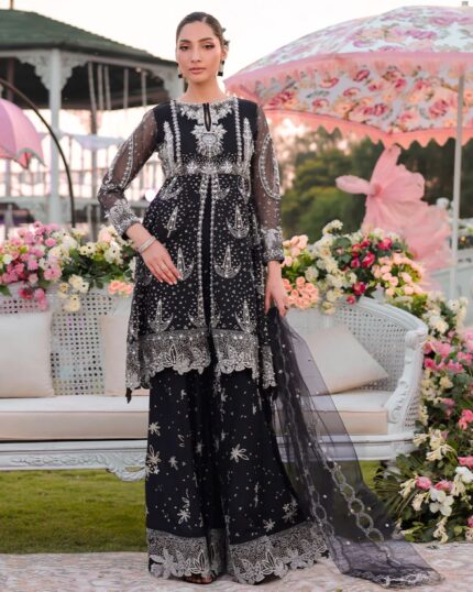 Pakistani Luxury dresses Festive collection in UK online