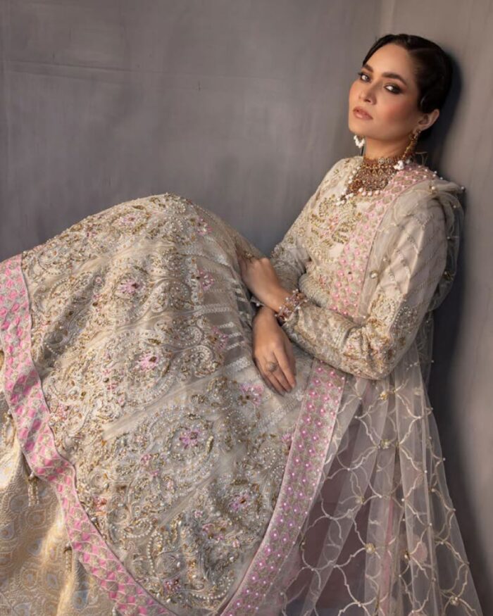Ally's Official | 3 Piece Luxury Maxi Embroidered  |Aroosh - AR-57 | Ready To Wear - Image 4