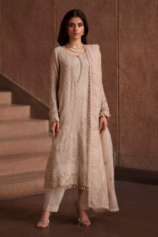 Pakistani Luxury dresses Festive collection in UK online